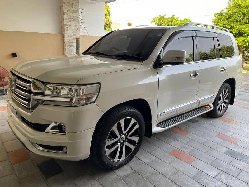 Toyota Land Cruiser 2015 5