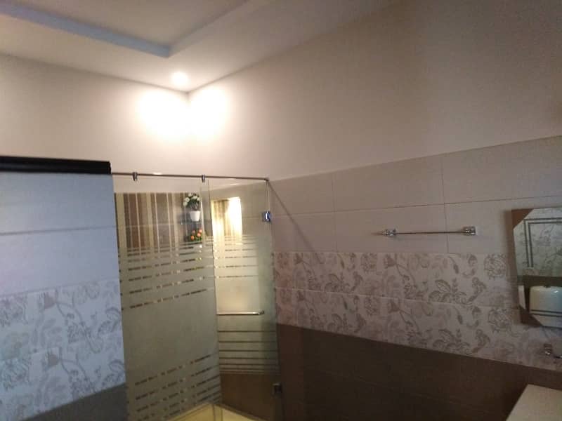 1 Kanal Like New Upper Portion Available For Rent In EE Block Bahria Town Lahore 13