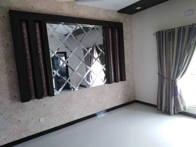 1 Kanal Like New Upper Portion Available For Rent In EE Block Bahria Town Lahore 23