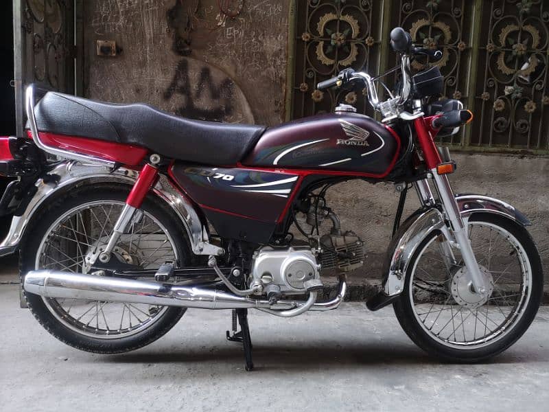 Honda CD 70 2024 1