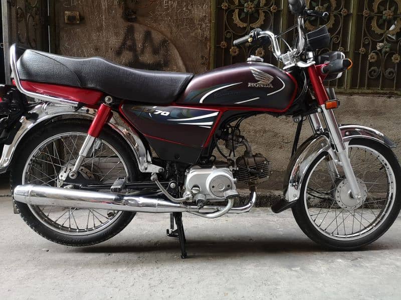 Honda CD 70 2024 2