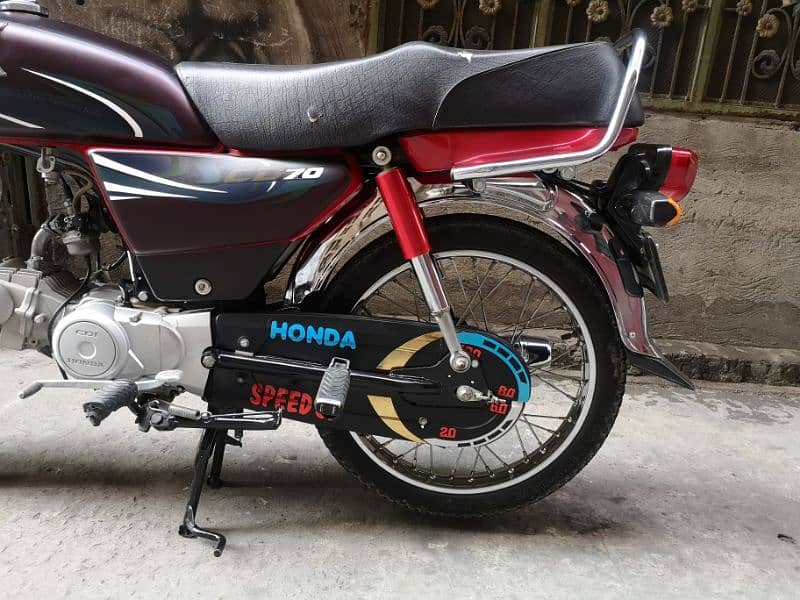 Honda CD 70 2024 6