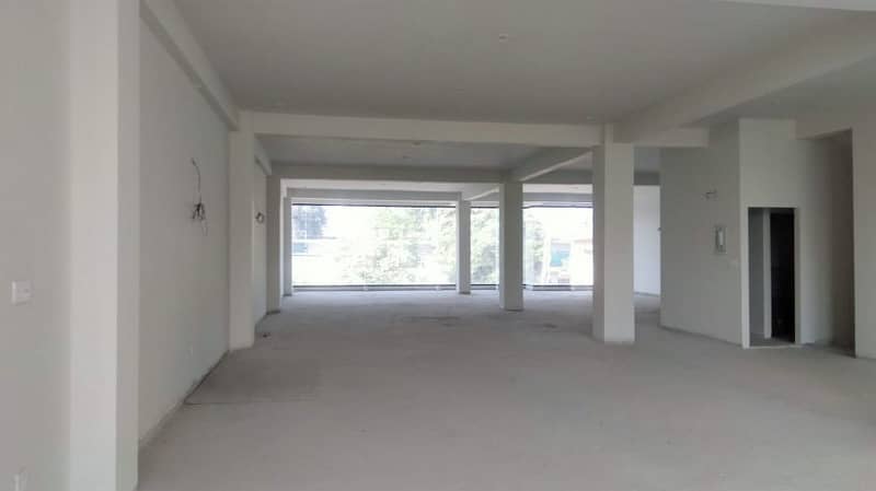 13000 Sqft Independent Commercial Building For Rent In G-9 18