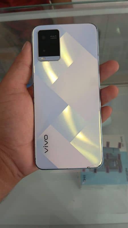 Vivo y21 0