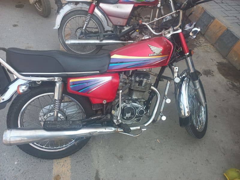 Honda 125cc Bike 3