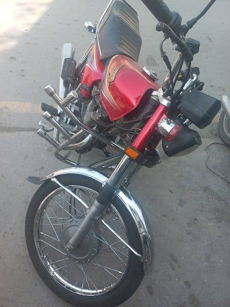 Honda 125cc Bike 4