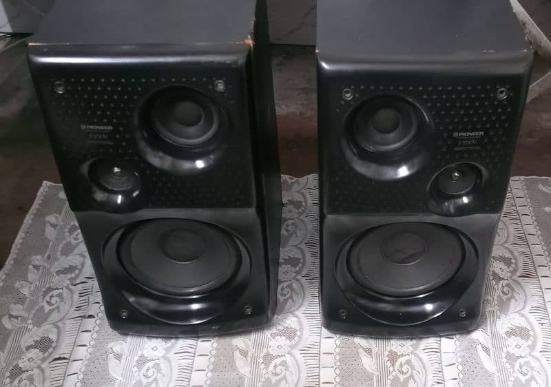 Pioneer S-J720V 3way speakers 1