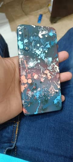 HUAWEI Nova 5T. . . . . . 8/128. . . .