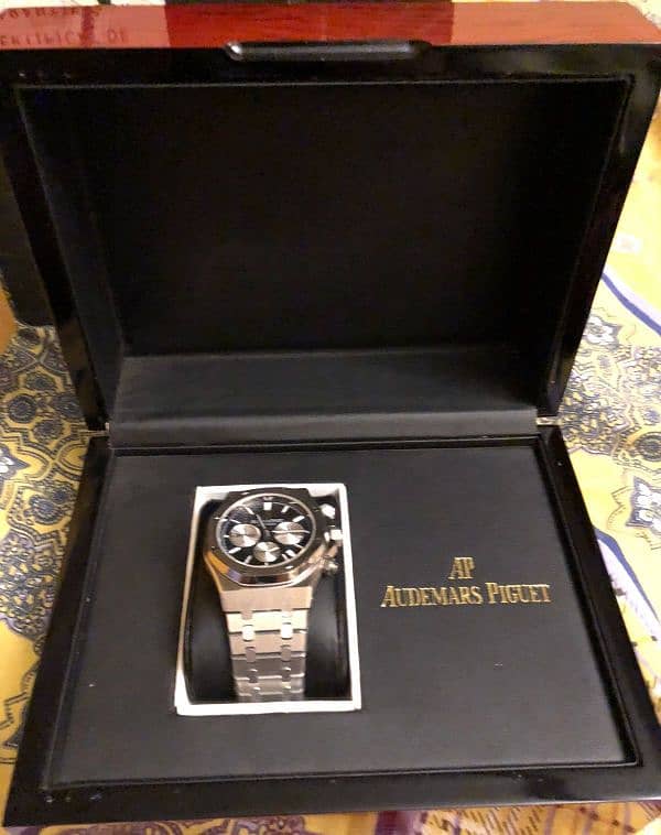 Audemars Piguet Royal Oak Watch For Sale 0