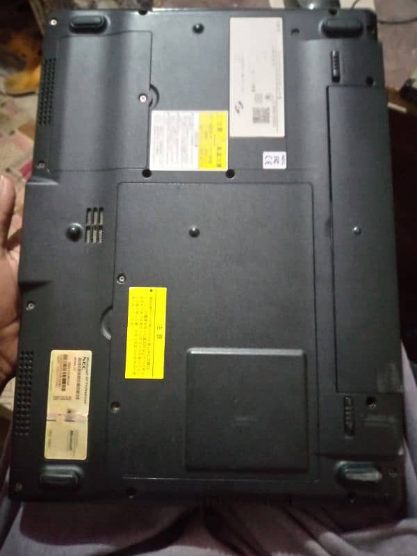 used 2gb ram 320gb harddisk /NEC laptop 5