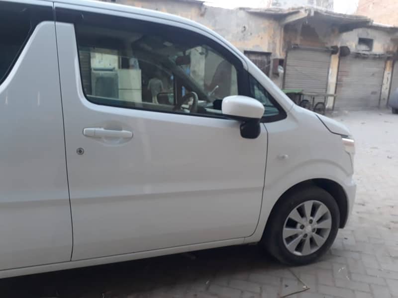 Suzuki Wagon R 2019 3