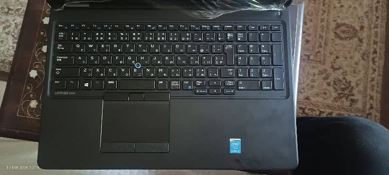 dell LATITUDE E5550 3