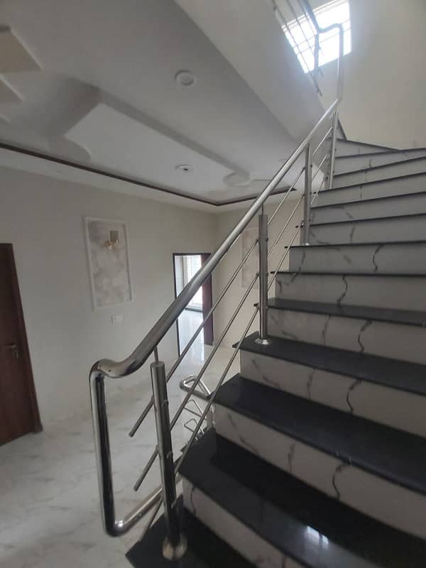 10 Marla House For Rent In J-Block Fazaia Housing Scheme Phase-1 Lhr. 16