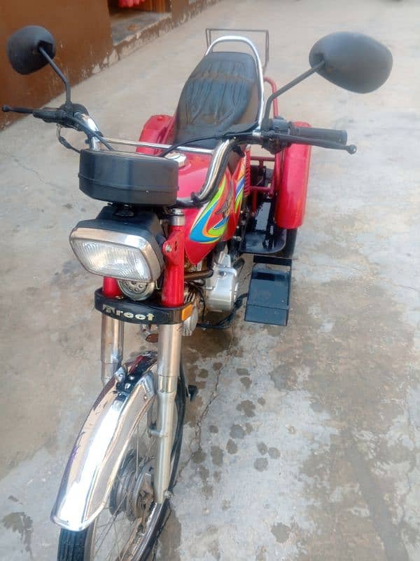 disable bike 100 cc with self start and reverse gear. 2