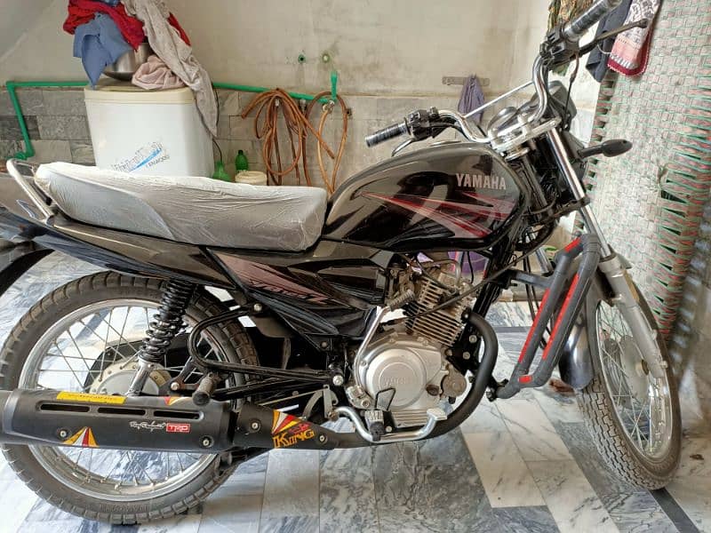 Yamaha YB 125Z 6