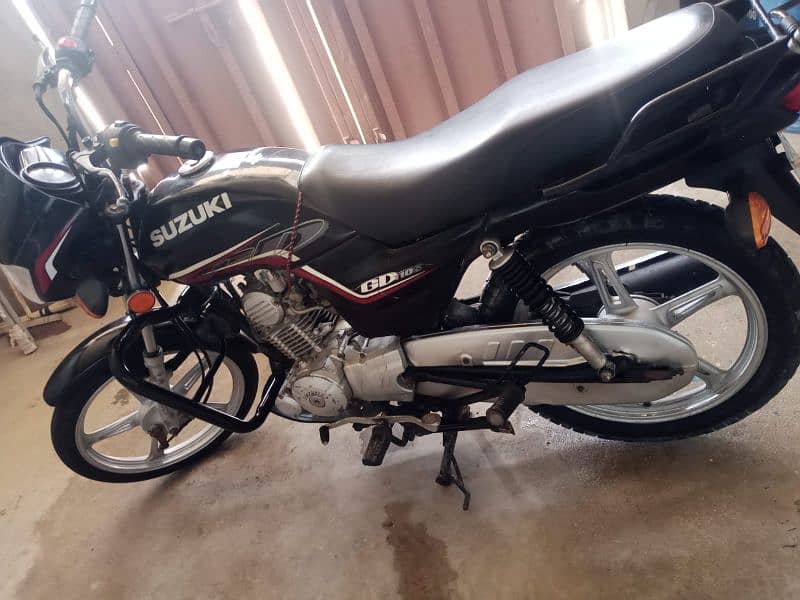 Suzuki GD110 4