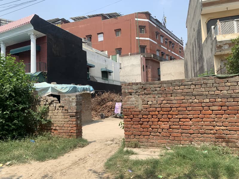 13 Marla Plot For Sale In Bor Soicety Near To Bhla Chowk Investors Rate (Owner Needy) Main Apporced Hot Location Investors Rate (Owner Needy) 1