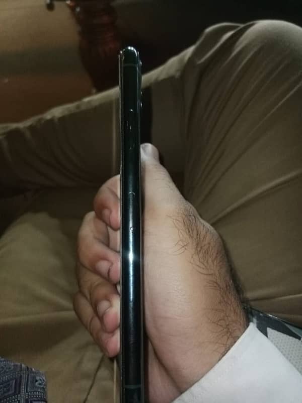 iphone 11 pro max 256 gb non pta 7