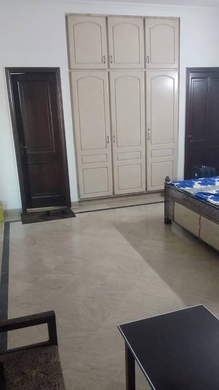 Fully Furnished standard Size Bedroom Available For Rent in Guldasht town Zarar shaheed road 4