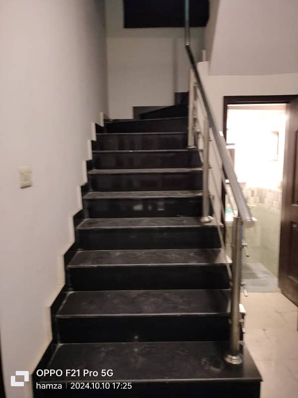 10 Marla 4 Bedroom House for Rent in Askari -11 Lahore. 4