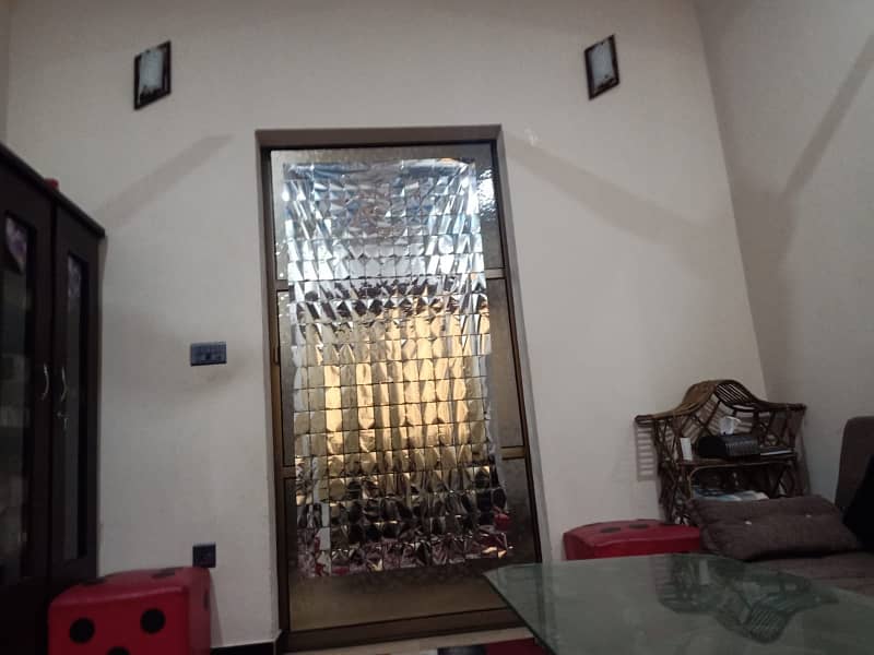 80 Square Yards Spacious House Available In Diamond City For Sale 7