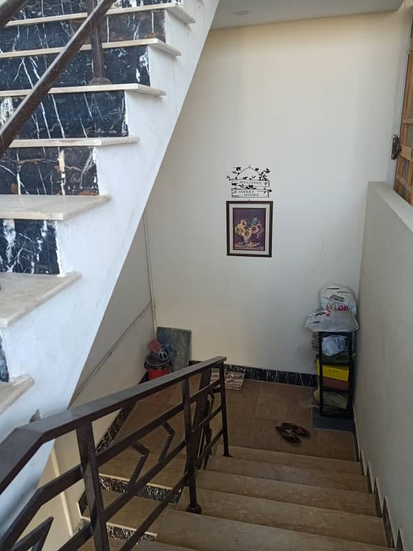 80 Square Yards Spacious House Available In Diamond City For Sale 17