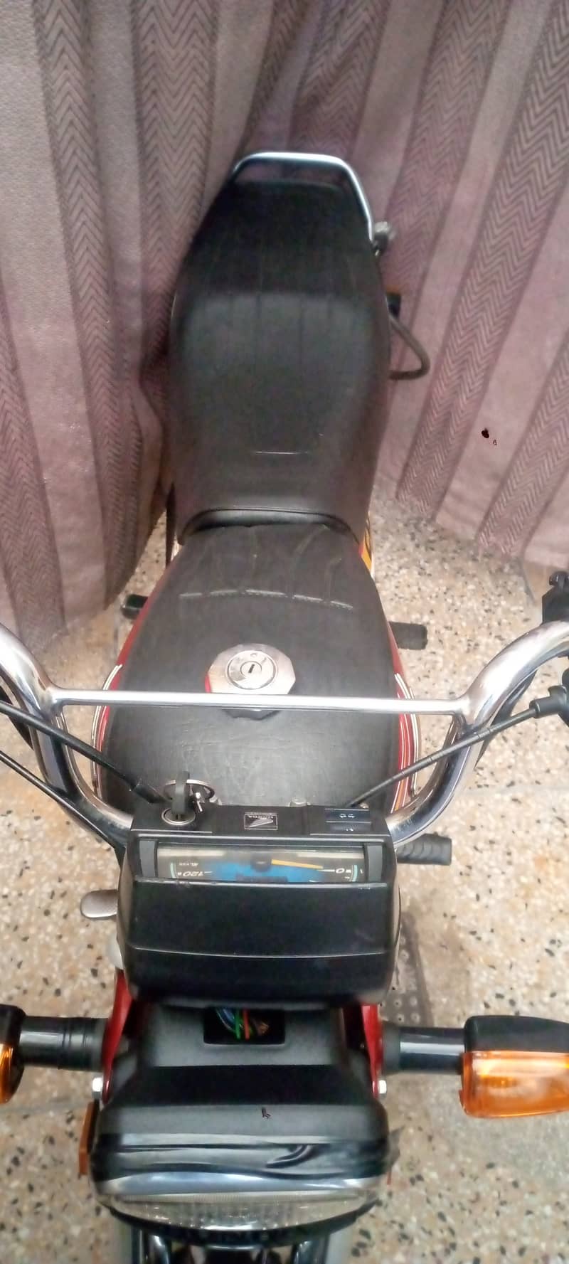 Honda CD 70 2015 5