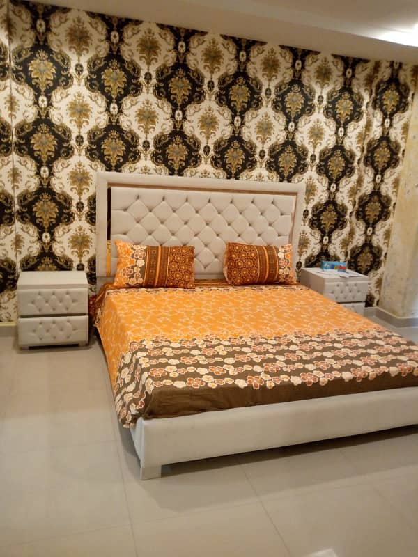 Par Day short time One BeD Room apartment Available for rent in Bahria town phase 4 and 6 empire Heights 2 Family apartment 2