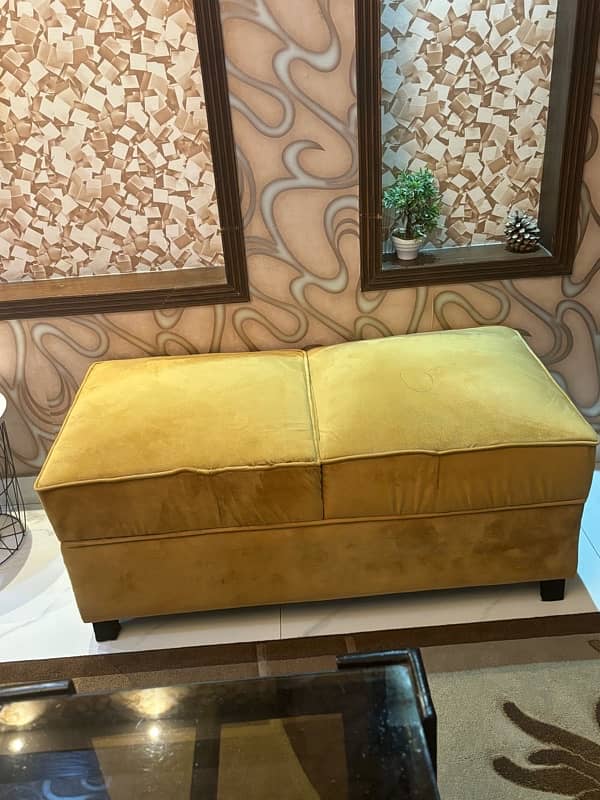 3 seater sofa with ottoman setti in new condition 1