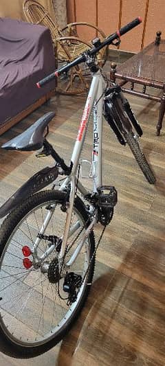 Mountain Bike / Imported / Aluminium Frame / Good Condition