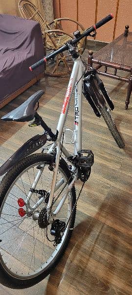 Mountain Bike / Imported / Aluminium Frame / Good Condition 0