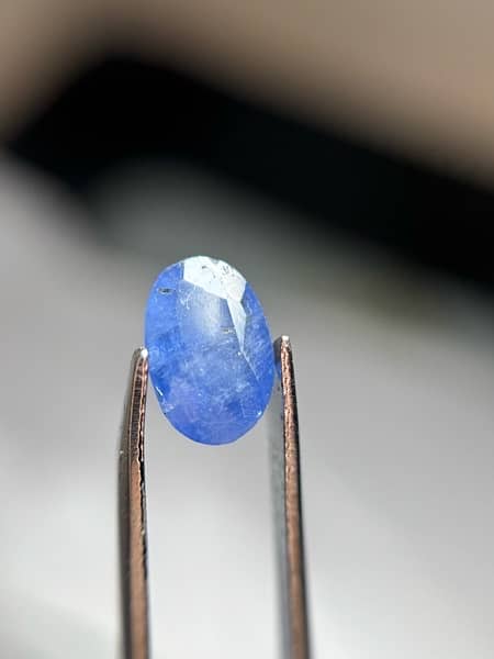 Natural Blue Sapphire Stone (Ceylon) 2