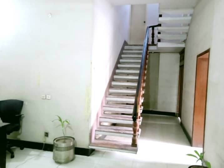 Ideal Location 13 Marla Double Storey Commercial House For Near Treat Bakery Main Canal Road Faisalabad 10