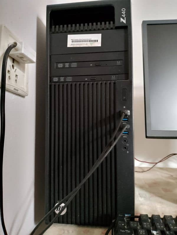 Xeon Z440 - HP workstation 3