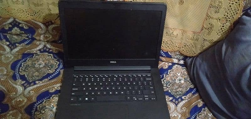 laptop Model 3450 6