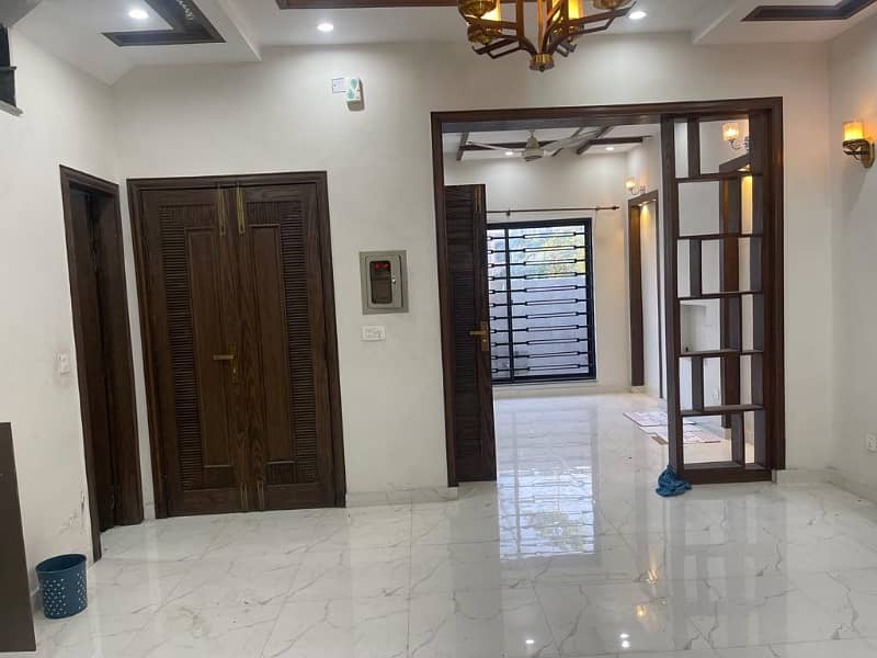 5 MARLA HOUSE FOR RENT IN PARAGON CITY LAHORE 0