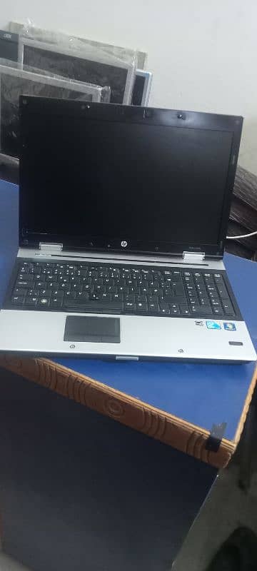 Hp Ellite Book 2540p 4 GB Ram 250gb hard disk 1