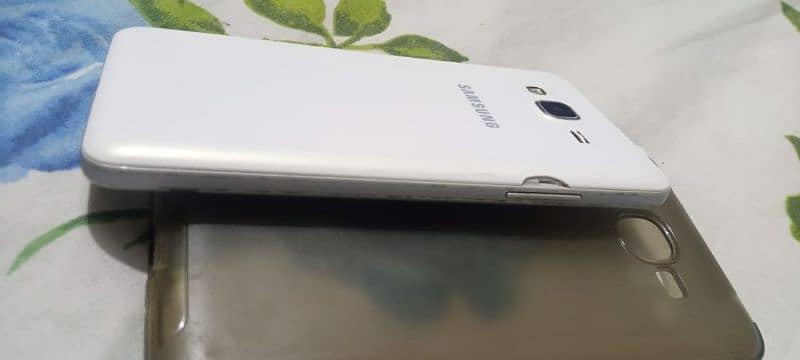 Samsung galaxy grand prime mobile 0