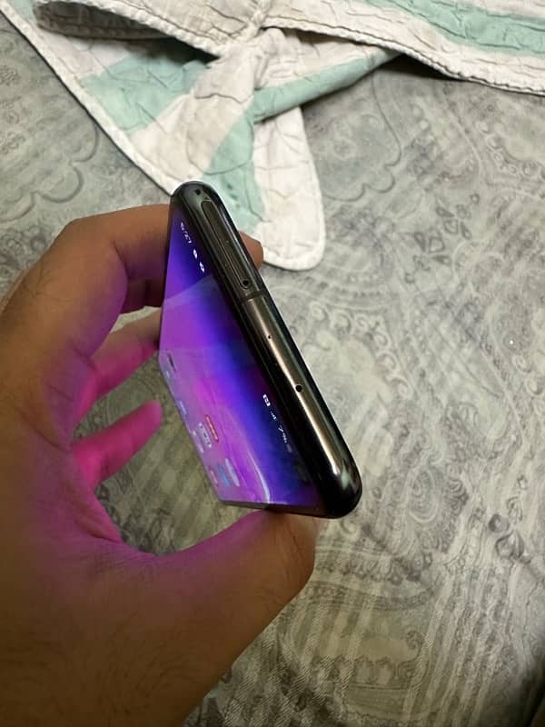 Samsung S10e (6/128GB) Non-Pta 1