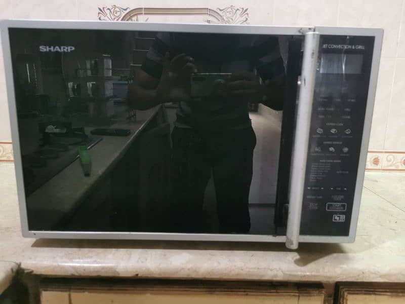 "Sharp Microwave Oven with Grill & Convection - Excellent Condition" 3