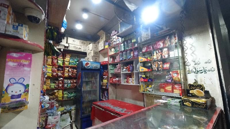 Prime Location Main Boulevard Gulberg Shop For Sale Sized 95 Square Feet 2