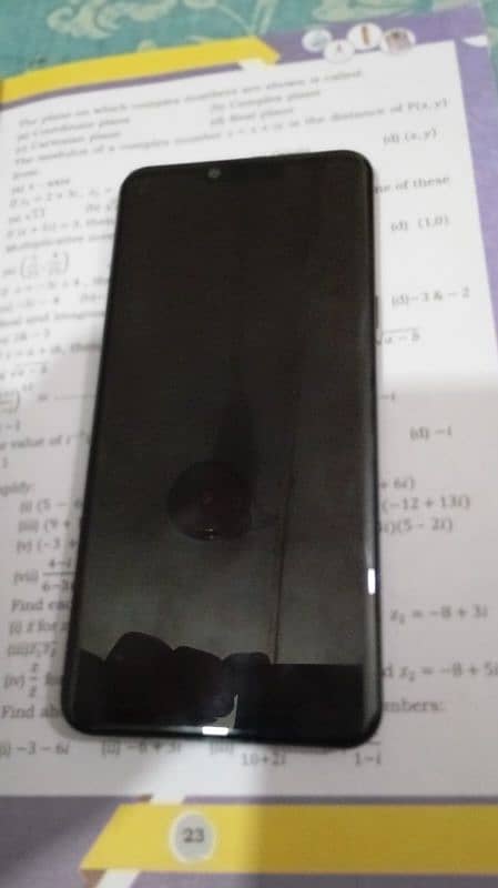 LG G8 Thinq ( SEALED ) 2