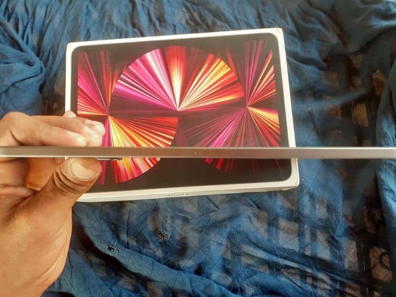 iPad pro m1 256Gb  160k 10/10 5