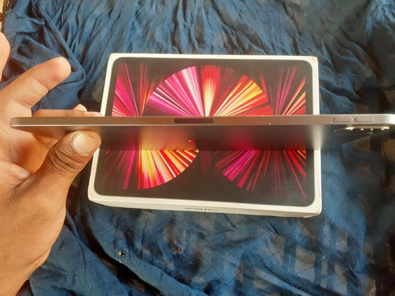 iPad pro m1 256Gb  160k 10/10 6