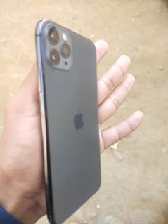 IPhone 11  pro mix Non pta 64 gb battery health 83