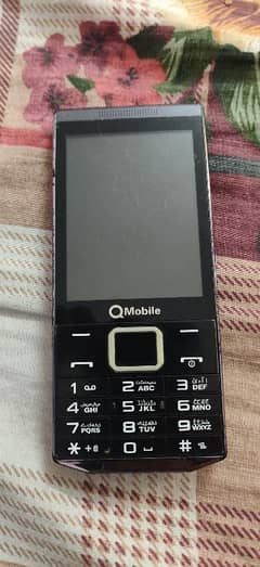 Q mobile XL 30