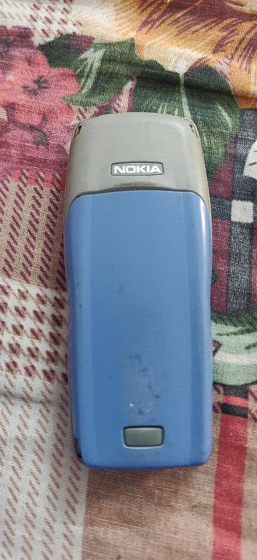 Nokia 1100 1