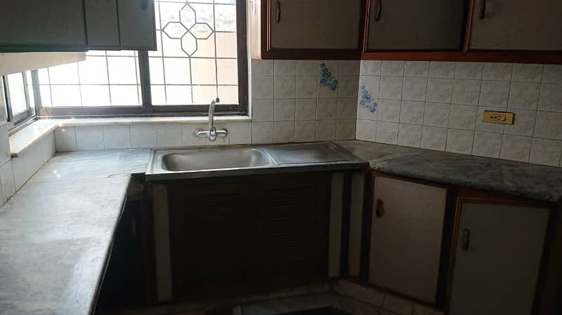 16 Marla House For Rent In Model Town Lahore 1