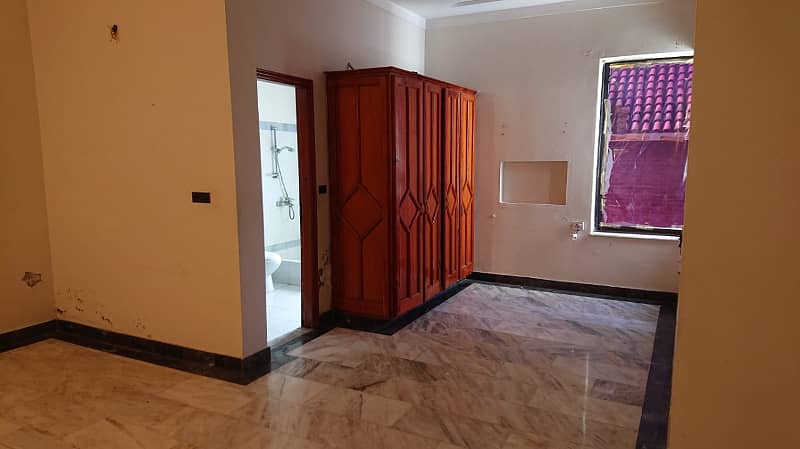 16 Marla House For Rent In Model Town Lahore 25