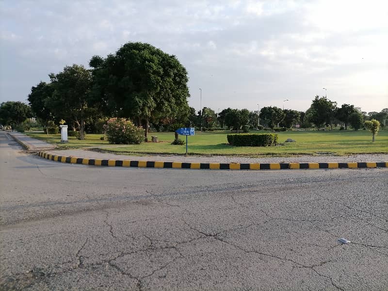 5 Marla Residential Plot For Sale In Rs. 7600000 Only 2